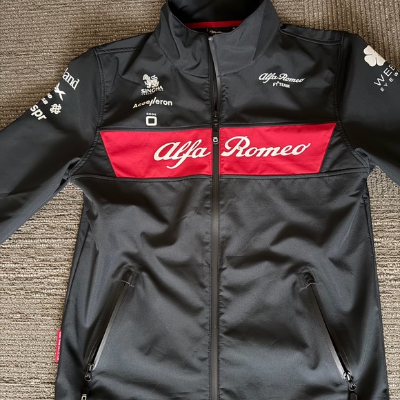 Alfa Romeo F1 Soft Shell Jacket - Picture 4 of 4